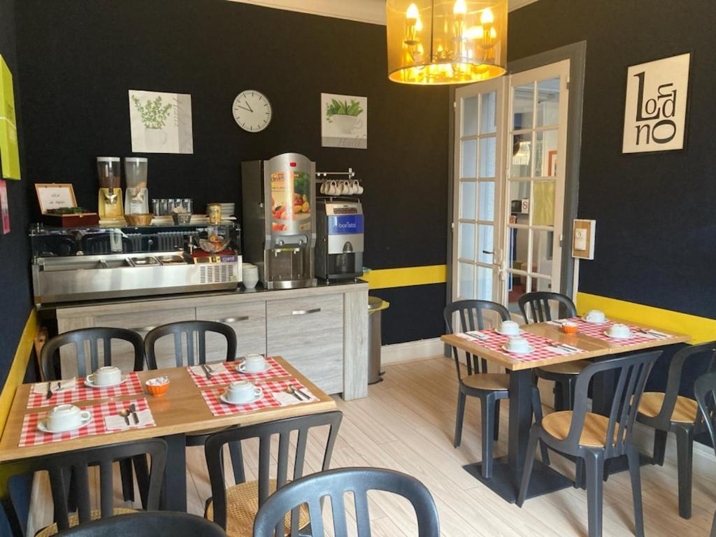 Hotel De Naples Vichy Zewnętrze zdjęcie