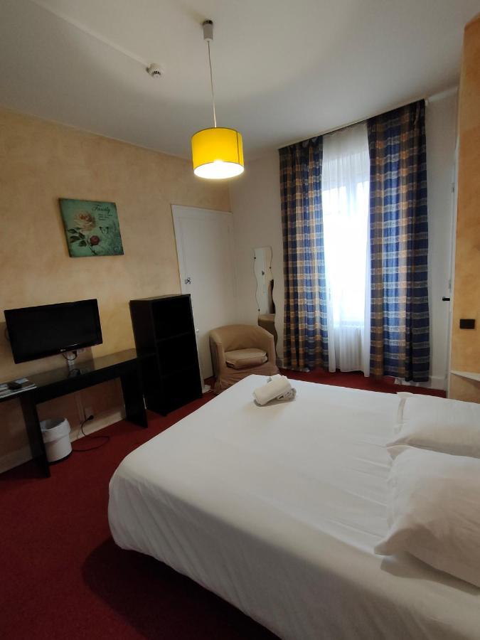 Hotel De Naples Vichy Zewnętrze zdjęcie