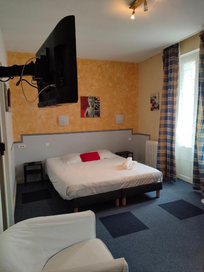 Hotel De Naples Vichy Zewnętrze zdjęcie